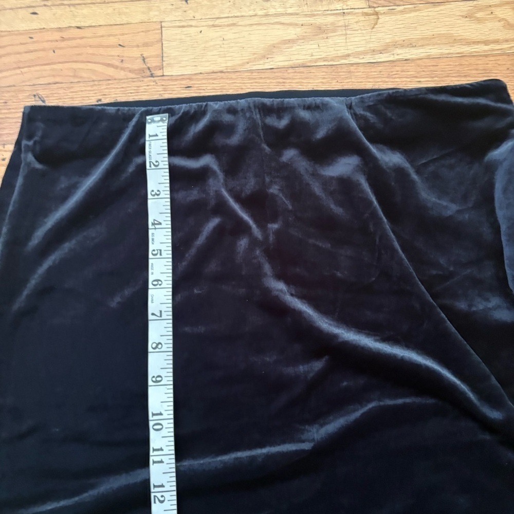 Splendid Black Velvet Maxi Skirt Size Large - Picture 4 of 8